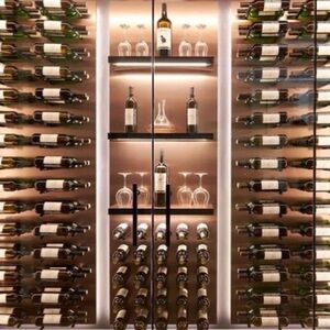 100 Wine Corks to do crafts or whatever you’d like!